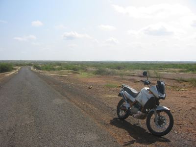 deserted road, kutch